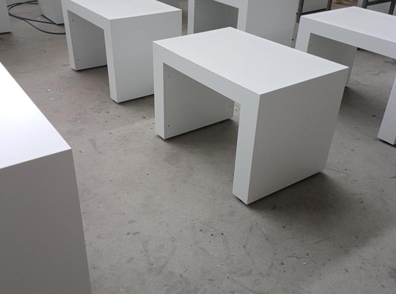 DJ2032 - HOTA - U-shape Plinths