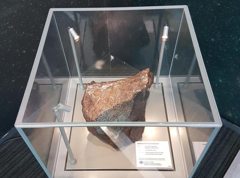 Meteorite Showcase for GeoScience Australia 